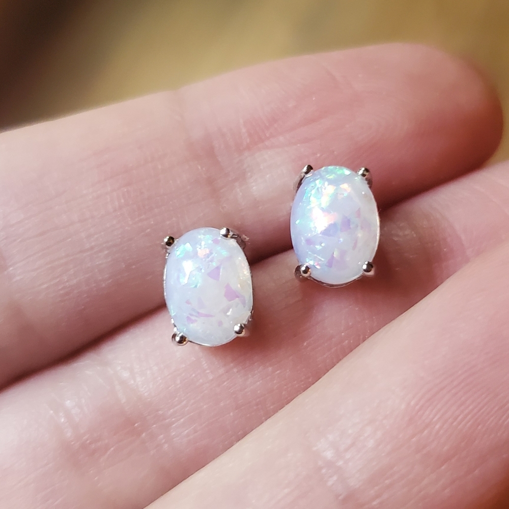 NWOT Stunning White Triplet Opal Oval Studs - Picture 11 of 14